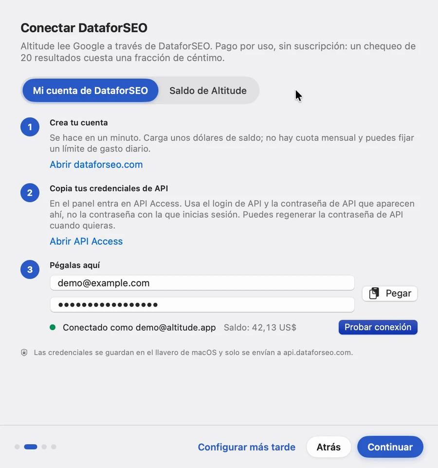 Paso del asistente para conectar la cuenta de DataforSEO o usar saldo Altitude